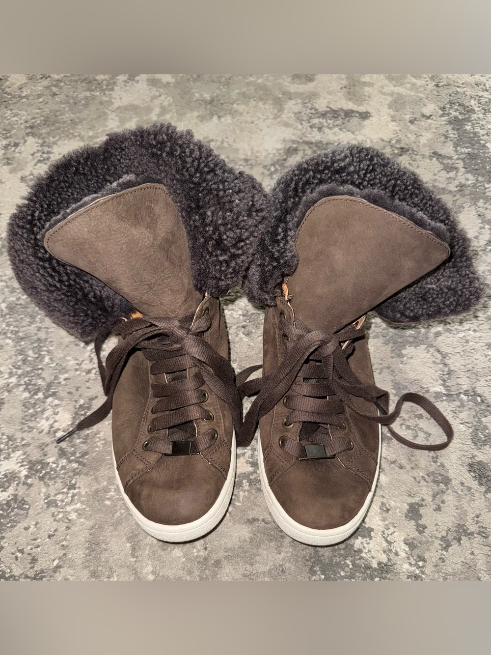 UGG Dark Brown Lace-Up Faux-Shearling Sneakers EUC